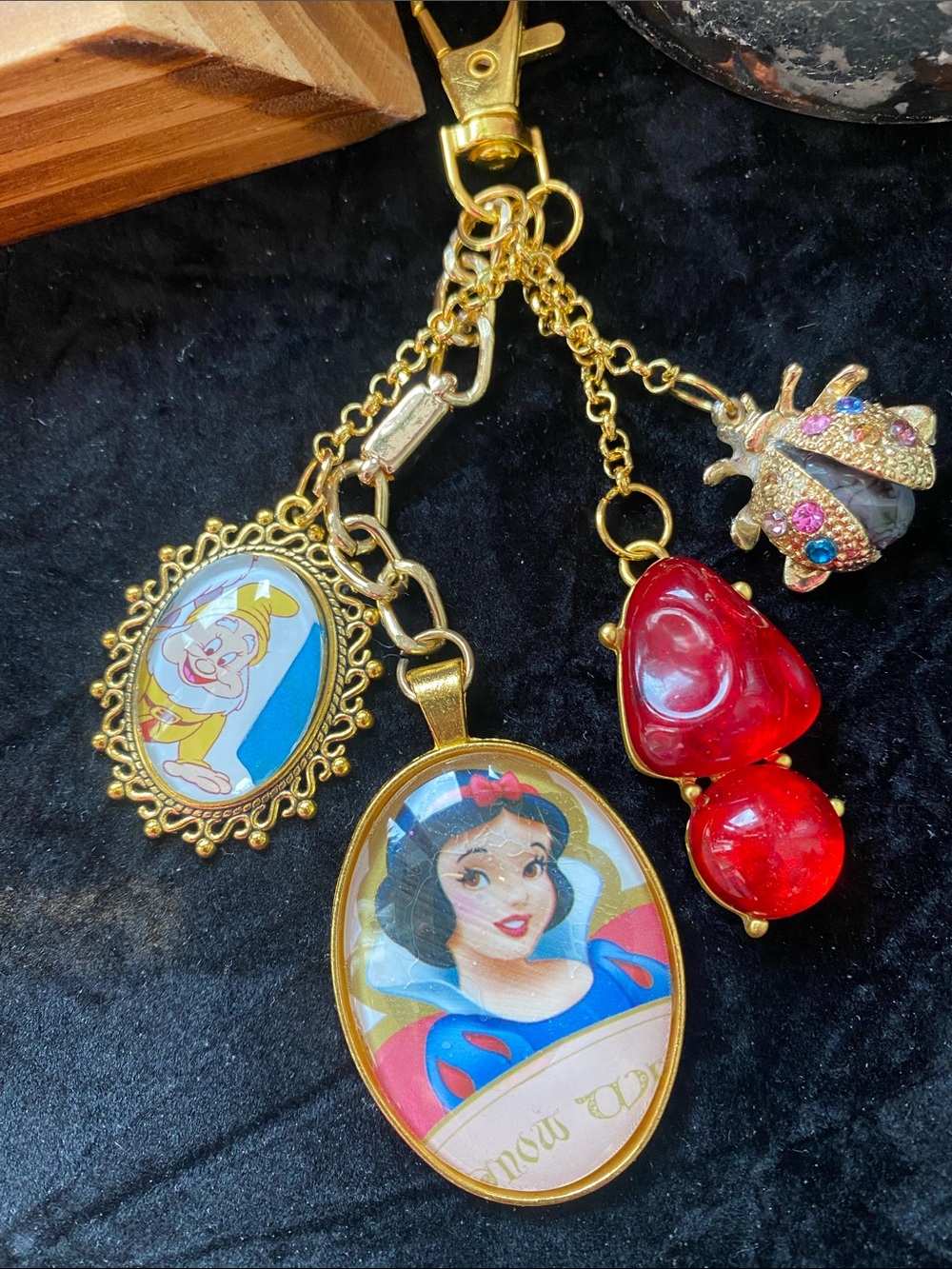 Disney Snow White Bag Charm Key Ring Princess Apple Purse Charm Keychain Rare